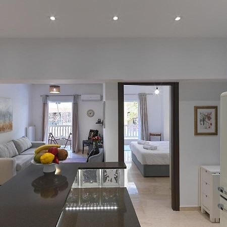 Newly Renovated Apartment In The Heart Of أثينا المظهر الخارجي الصورة