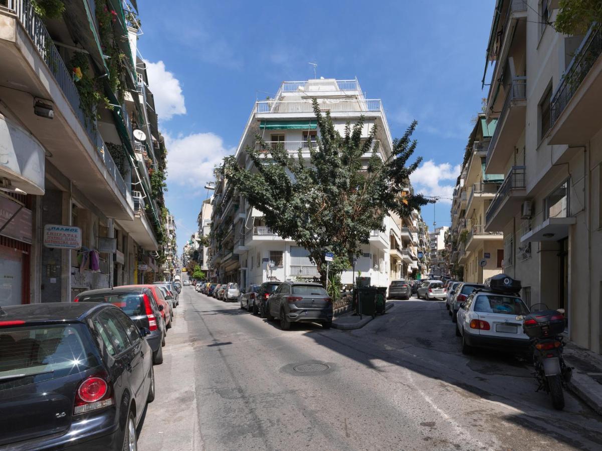 Newly Renovated Apartment In The Heart Of أثينا المظهر الخارجي الصورة